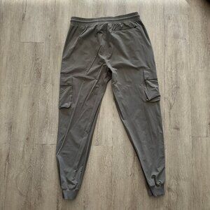 ALO Yoga Men's Cargo Venture Pants - Tan/Khaki - Size XL
